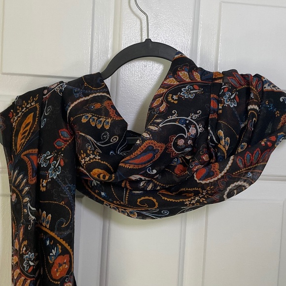 Autumn Scarf - NWOT - Picture 1 of 13